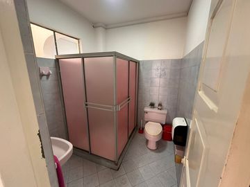 Casa En Venta, Champagnat - Alameda