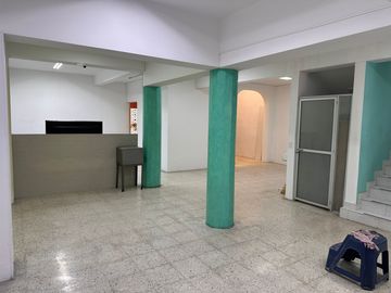 Casa En Venta, Champagnat - Alameda