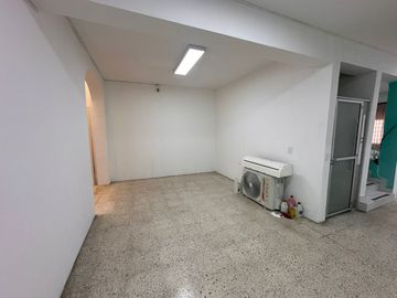 Casa En Venta, Champagnat - Alameda