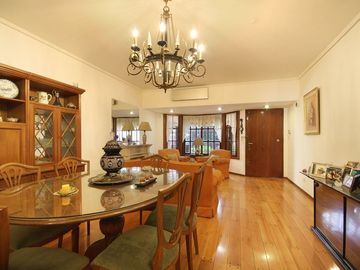 VENTA CASA TRIPLEX 5 AMB CABALLITO C/COCH 2 PARRI