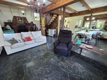 VENTA DE CASA EN PILAR