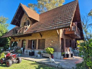 VENTA DE CASA EN PILAR