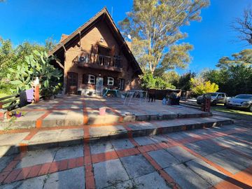 VENTA DE CASA EN PILAR