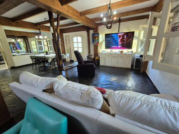 VENTA DE CASA EN PILAR