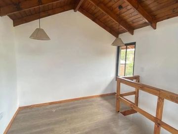 Casa en venta 2 dorm APTA CREDITO santa rosa
