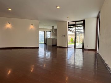 Casa - El Mesón