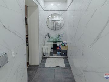 CASA 223M2 VENTA RAMOS MEJIA C/PATIO PARRI + DEPTO