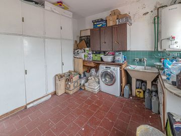 CASA 223M2 VENTA RAMOS MEJIA C/PATIO PARRI + DEPTO