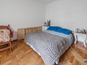 CASA 223M2 VENTA RAMOS MEJIA C/PATIO PARRI + DEPTO