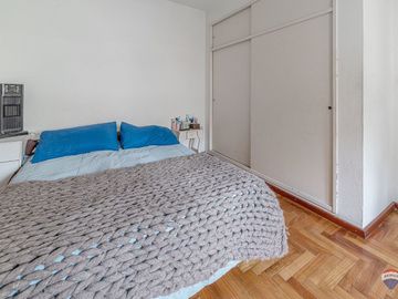 CASA 223M2 VENTA RAMOS MEJIA C/PATIO PARRI + DEPTO