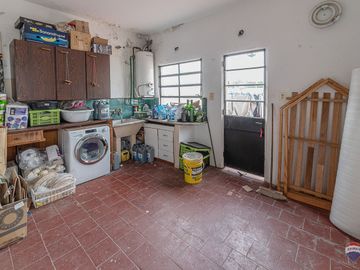 CASA 223M2 VENTA RAMOS MEJIA C/PATIO PARRI + DEPTO