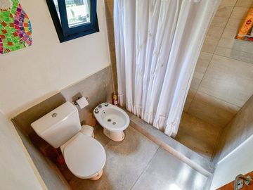 CASA EN VENTA LA PLATA SOBRE 1,6 HECTÁREAS PILETA