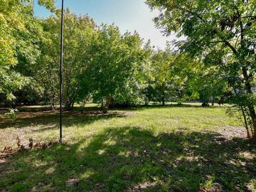 CASA EN VENTA LA PLATA SOBRE 1,6 HECTÁREAS PILETA