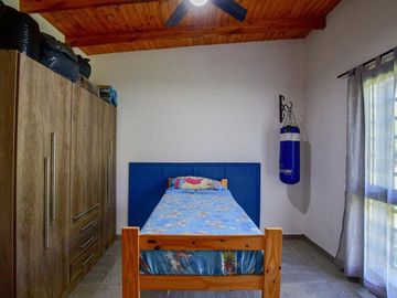 CASA EN VENTA LA PLATA SOBRE 1,6 HECTÁREAS PILETA