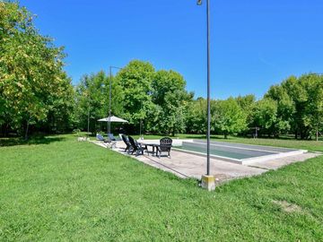 CASA EN VENTA LA PLATA SOBRE 1,6 HECTÁREAS PILETA
