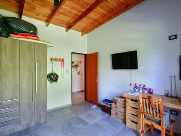 CASA EN VENTA LA PLATA SOBRE 1,6 HECTÁREAS PILETA