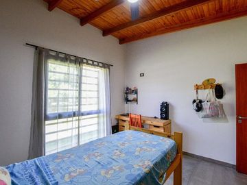 CASA EN VENTA LA PLATA SOBRE 1,6 HECTÁREAS PILETA