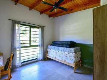 CASA EN VENTA LA PLATA SOBRE 1,6 HECTÁREAS PILETA