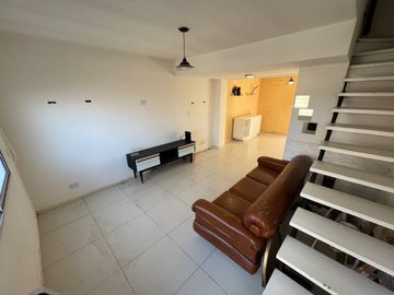 VENTA PH 3AMB CON COCHERA APTO CREDITO - ITUZAINGO