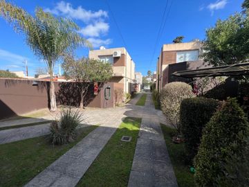 VENTA PH 3AMB CON COCHERA APTO CREDITO - ITUZAINGO