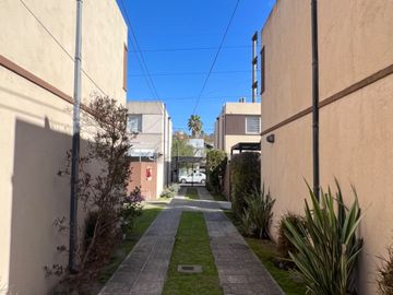 VENTA PH 3AMB CON COCHERA APTO CREDITO - ITUZAINGO