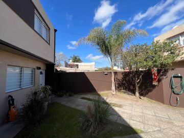 VENTA PH 3AMB CON COCHERA APTO CREDITO - ITUZAINGO
