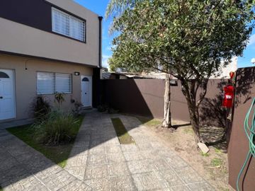 VENTA PH 3AMB CON COCHERA APTO CREDITO - ITUZAINGO
