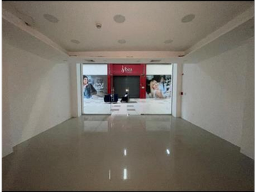 VENTA DE LOCAL EN MEGA MALL NEGOCIABLE