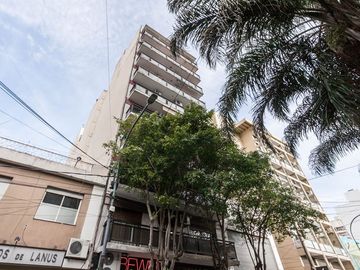 VENTA DEPTO 3 AMB. LANUS ESTE CENTRO. APTO CREDITO