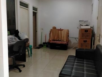 jual cepat Rumah 8 kamar De Park cajuputih Bsd City Tangerang