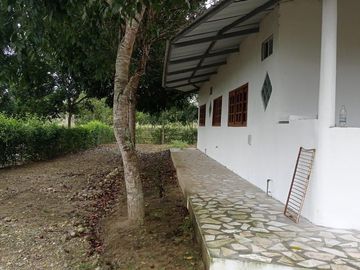 Casa de Campo Manglaralto, Dos Mangas.