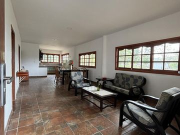 Casa de Campo Manglaralto, Dos Mangas.