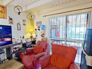VENTA CASA DÚPLEX 4 AMBIENTES LA REJA CON PILETA
