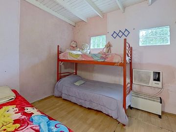 VENTA CASA DÚPLEX 4 AMBIENTES LA REJA CON PILETA