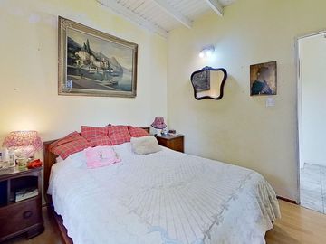 VENTA CASA DÚPLEX 4 AMBIENTES LA REJA CON PILETA