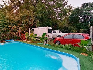 VENTA CASA DÚPLEX 4 AMBIENTES LA REJA CON PILETA