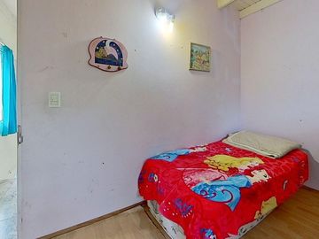 VENTA CASA DÚPLEX 4 AMBIENTES LA REJA CON PILETA
