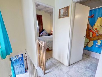 VENTA CASA DÚPLEX 4 AMBIENTES LA REJA CON PILETA