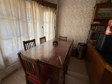 VENTA CASA 4 AMBIENTES VIRREY DEL PINO C/ QUINCHO