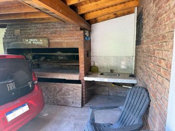 VENTA CASA 4 AMBIENTES VIRREY DEL PINO C/ QUINCHO