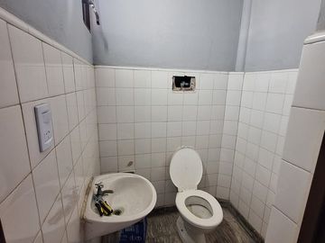 SE VENDE GALPÓN ESQUINA AGUIRRE Y MAGALLANES