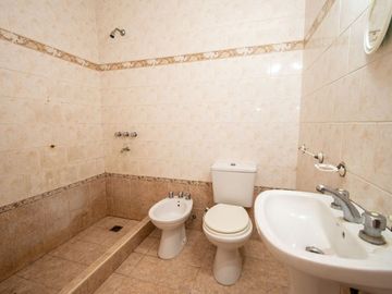 DEPARTAMENTO EN VENTA A 70 METROS DE BOULEVARD