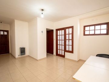 DEPARTAMENTO EN VENTA A 70 METROS DE BOULEVARD