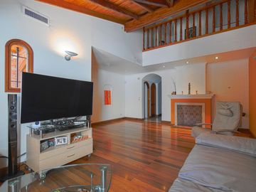 Casa 5 Amb en Venta en V Devoto c/Parq,Pileta,Coch