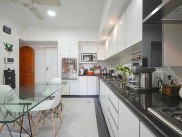Casa 5 Amb en Venta en V Devoto c/Parq,Pileta,Coch