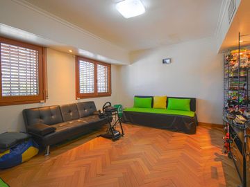 Casa 5 Amb en Venta en V Devoto c/Parq,Pileta,Coch