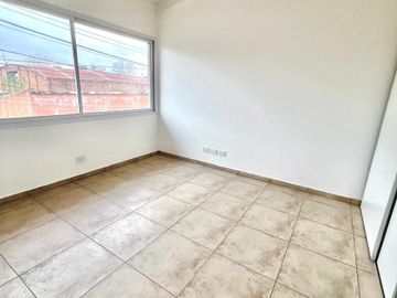 VENTA 2 AMBIENTES CASA DUPLEX en TIGRE CENTRO