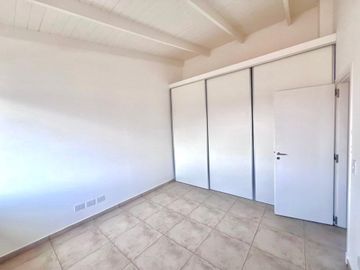 VENTA 2 AMBIENTES CASA DUPLEX en TIGRE CENTRO