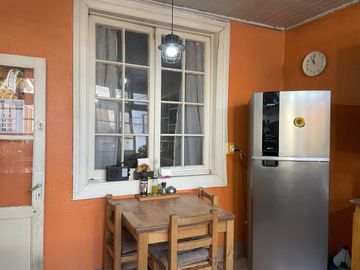 Confortable y versatil casa con uso habitacional o comercial