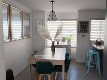 Linda casa en la comuna de Padre Hurtado .